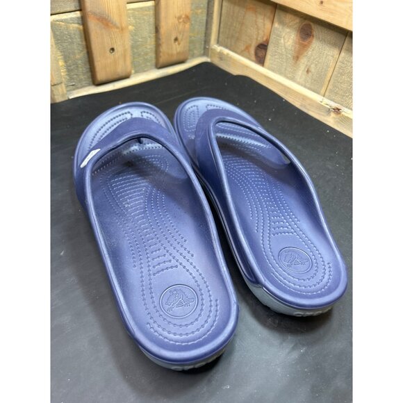 Crocs Mens Navy Blue Flip Flops Size M12 Comfortable Lightweight Casual Sandals - Picture 4 of 7